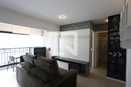 Sala /cozinha /serviço / varanda de apartamento para alugar com 1 quarto, 38m² em Vila Andrade, São Paulo