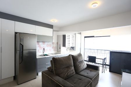 Sala /cozinha /serviço / varanda de apartamento para alugar com 1 quarto, 38m² em Vila Andrade, São Paulo