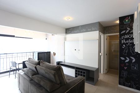 Sala /cozinha /serviço / varanda de apartamento para alugar com 1 quarto, 38m² em Vila Andrade, São Paulo