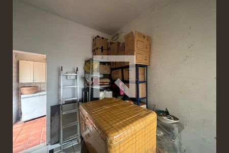 Casa à venda com 298m², 4 quartos e 6 vagas Casa à venda com 298m², 4 quartos e 6 vagasQuarto de Serviço