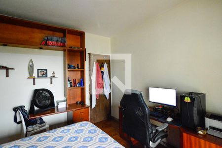 Casa à venda com 298m², 4 quartos e 6 vagas Casa à venda com 298m², 4 quartos e 6 vagasQuarto 3