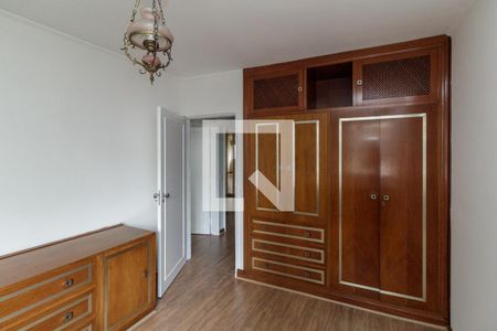 Apartamento à venda com 160m², 4 quartos e 2 vagas Apartamento à venda com 160m², 4 quartos e 2 vagasQuarto 3
