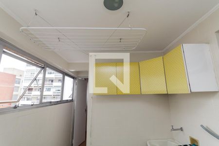 Apartamento à venda com 160m², 4 quartos e 2 vagas Apartamento à venda com 160m², 4 quartos e 2 vagasLavanderia