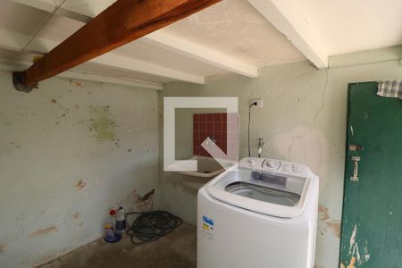 Casa à venda com 300m², 3 quartos e 4 vagasLavanderia