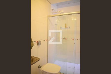 Casa à venda com 240m², 4 quartos e 2 vagasBanheiro 2