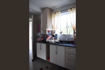 Casa à venda com 240m², 4 quartos e 2 vagasCozinha