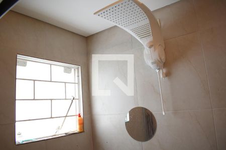 Casa à venda com 240m², 4 quartos e 2 vagasBanheiro da Suíte