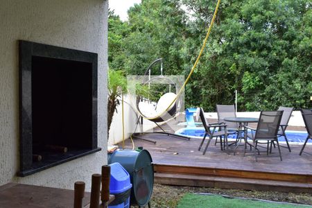 Casa à venda com 240m², 4 quartos e 2 vagasChurrasqueira