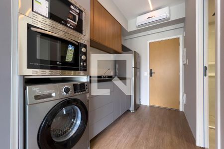 Cozinha de apartamento para alugar com 1 quarto, 26m² em Vila Mariana, São Paulo