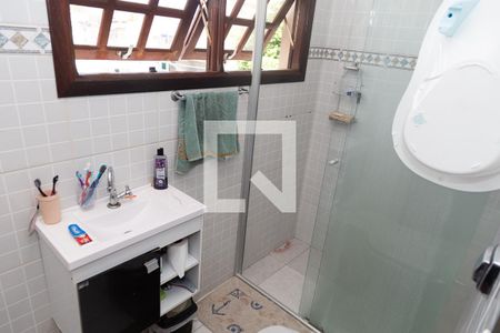 Banheiro da Suíte de casa à venda com 4 quartos, 125m² em Vila Maranduba, Guarulhos