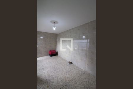 Casa à venda com 214m², 3 quartos e 2 vagas Casa à venda com 214m², 3 quartos e 2 vagasQuintal