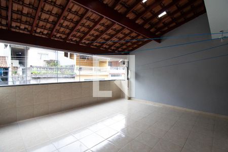 Casa à venda com 214m², 3 quartos e 2 vagas Casa à venda com 214m², 3 quartos e 2 vagasVaranda da Suíte