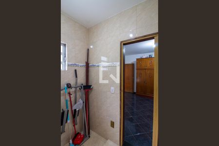 Casa à venda com 214m², 3 quartos e 2 vagas Casa à venda com 214m², 3 quartos e 2 vagasBanheiro da Suíte
