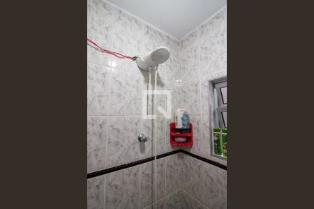 Casa à venda com 214m², 3 quartos e 2 vagas Casa à venda com 214m², 3 quartos e 2 vagasDetalhe Banheiro de serviço