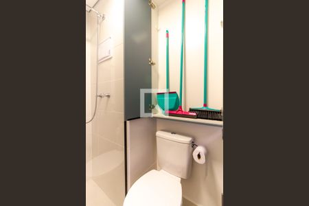 Studio para alugar com 18m², 1 quarto e sem vaga Studio para alugar com 18m², 1 quarto e sem vagaBanheiro