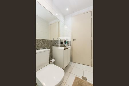 Apartamento à venda com 238m², 5 quartos e 3 vagasBanheiro Social