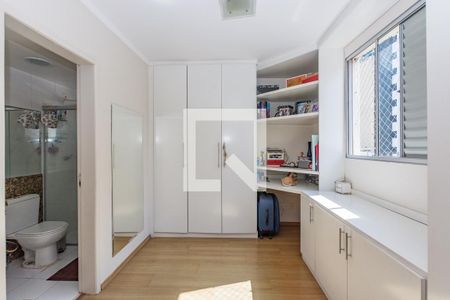 Apartamento à venda com 238m², 5 quartos e 3 vagasSuíte 1