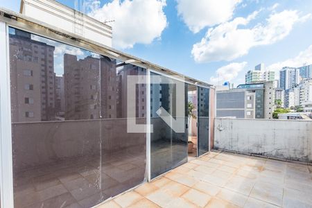 Apartamento à venda com 238m², 5 quartos e 3 vagasVaranda