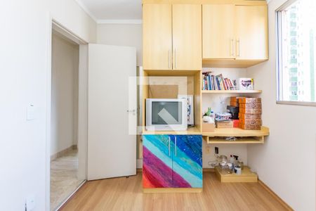 Apartamento à venda com 238m², 5 quartos e 3 vagasQuarto 4