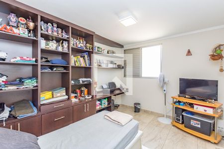 Apartamento à venda com 238m², 5 quartos e 3 vagasSuíte 2