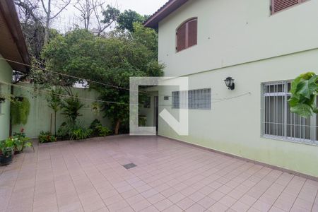Casa à venda com 226m², 4 quartos e 3 vagasQuintal Fundos
