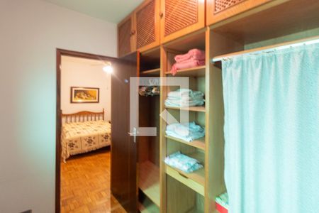 Casa à venda com 226m², 4 quartos e 3 vagasQuarto 1