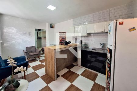 Sala de casa para alugar com 1 quarto, 40m² em Piratininga, Niterói