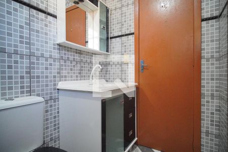 Casa à venda com 230m², 3 quartos e 2 vagas Casa à venda com 230m², 3 quartos e 2 vagasBanheiro da Suíte