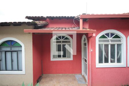 Casa à venda com 65m², 2 quartos e 1 vagaFachada