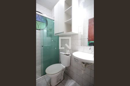 Casa à venda com 65m², 2 quartos e 1 vagaBanheiro Social