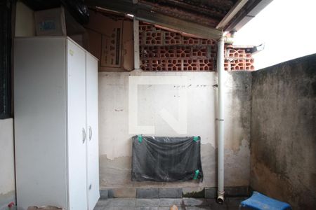 Casa à venda com 65m², 2 quartos e 1 vagaÁrea de Serviço