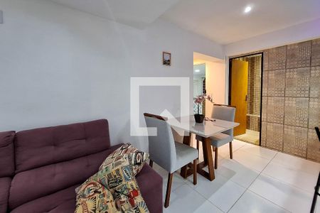 Sala de casa para alugar com 1 quarto, 60m² em Piratininga, Niterói