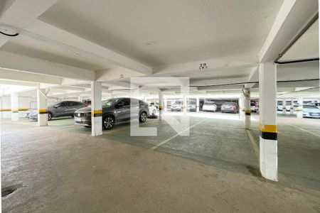 Apartamento para alugar com 129m², 3 quartos e 1 vaga Apartamento para alugar com 129m², 3 quartos e 1 vagaGaragem