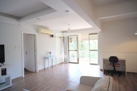 Sala de apartamento para alugar com 3 quartos, 129m² em Jardim Lindóia, Porto Alegre