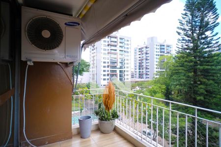 Varanda de apartamento à venda com 2 quartos, 129m² em Jardim Lindóia, Porto Alegre