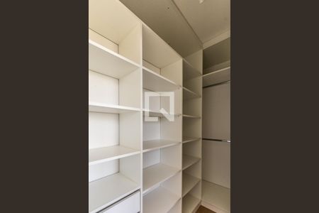 Apartamento à venda com 42m², 1 quarto e 1 vagaQuarto