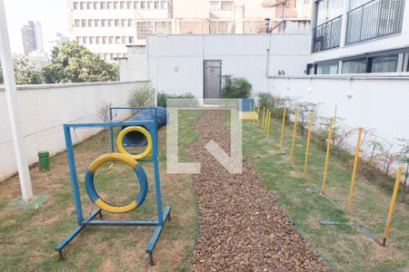 Studio à venda com 27m², 1 quarto e sem vaga Studio à venda com 27m², 1 quarto e sem vagaÁrea comum - Playground