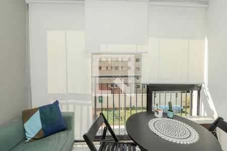 Studio à venda com 27m², 1 quarto e sem vaga Studio à venda com 27m², 1 quarto e sem vagaSacada