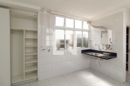 Apartamento à venda com 330m², 4 quartos e 2 vagas Apartamento à venda com 330m², 4 quartos e 2 vagasLavanderia