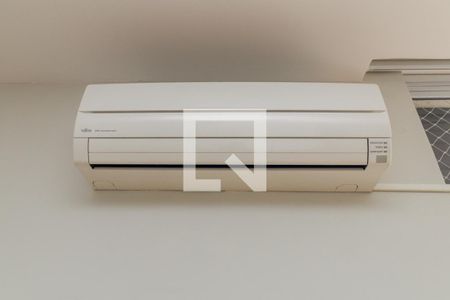 Apartamento à venda com 330m², 4 quartos e 2 vagas Apartamento à venda com 330m², 4 quartos e 2 vagasQuarto 2 - Suíte