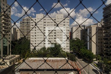 Apartamento à venda com 330m², 4 quartos e 2 vagas Apartamento à venda com 330m², 4 quartos e 2 vagasVista da Sala de Jantar
