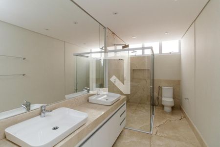 Apartamento à venda com 330m², 4 quartos e 2 vagas Apartamento à venda com 330m², 4 quartos e 2 vagasBanheiro 1 - Suíte