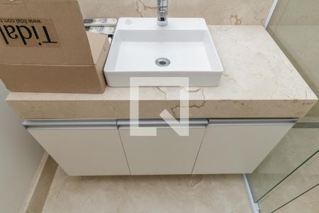 Apartamento à venda com 330m², 4 quartos e 2 vagas Apartamento à venda com 330m², 4 quartos e 2 vagasBanheiro 4 - Suíte