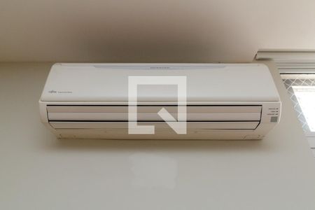 Apartamento à venda com 330m², 4 quartos e 2 vagas Apartamento à venda com 330m², 4 quartos e 2 vagasQuarto 1 - Suíte