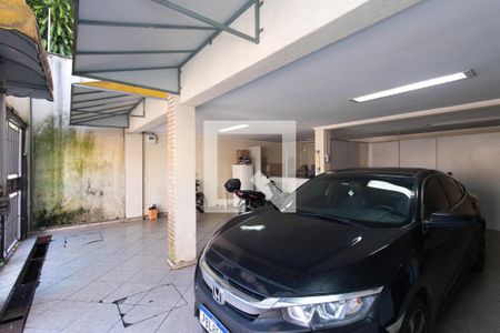 Casa à venda com 230m², 4 quartos e 4 vagasGaragem