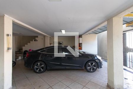 Casa à venda com 230m², 4 quartos e 4 vagasGaragem