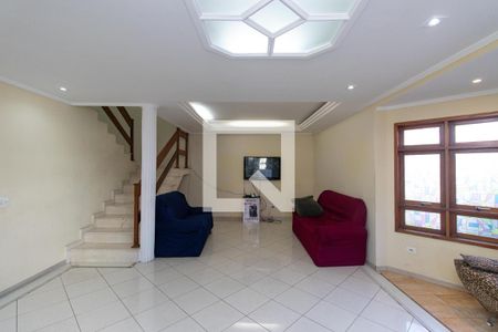 Sala de casa à venda com 4 quartos, 230m² em Parque Vitoria, São Paulo