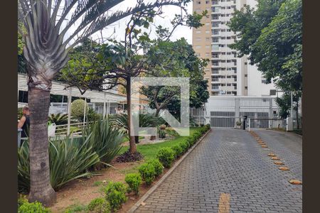 Apartamento para alugar com 75m², 2 quartos e 1 vagaFachada