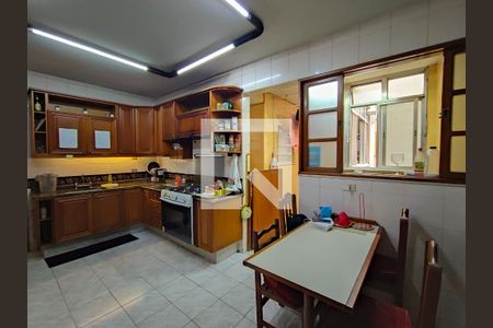 Apartamento à venda com 200m², 5 quartos e 3 vagasCozinha