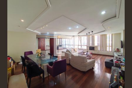 Sala de apartamento à venda com 5 quartos, 200m² em Copacabana, Rio de Janeiro